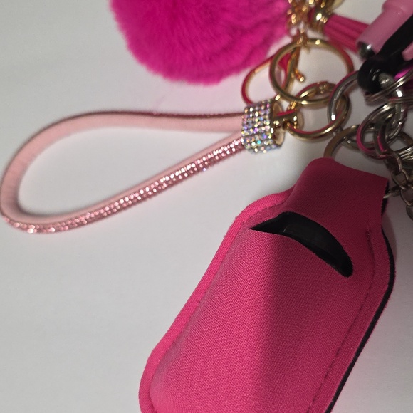 Safety Keychain Pinks - Picture 2 of 7